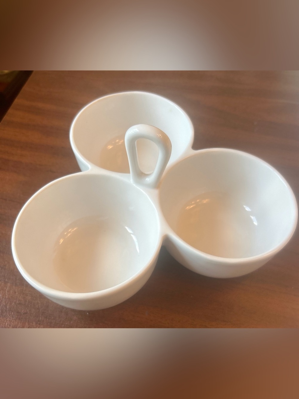 CRATE & BARREL 3 DISH CONDIMENT SERVER WHITE PORCELAIN WITH HANDLE